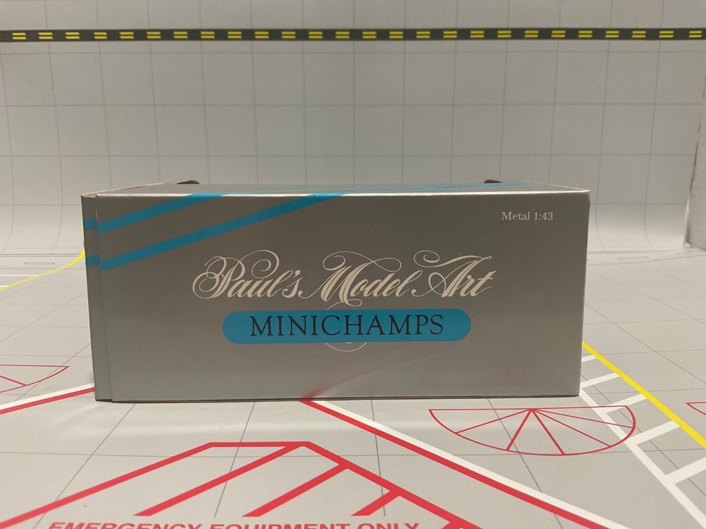 1:43 MINICHAMPS JEEP GRAND CHEROKEE GREEN METALLIC image