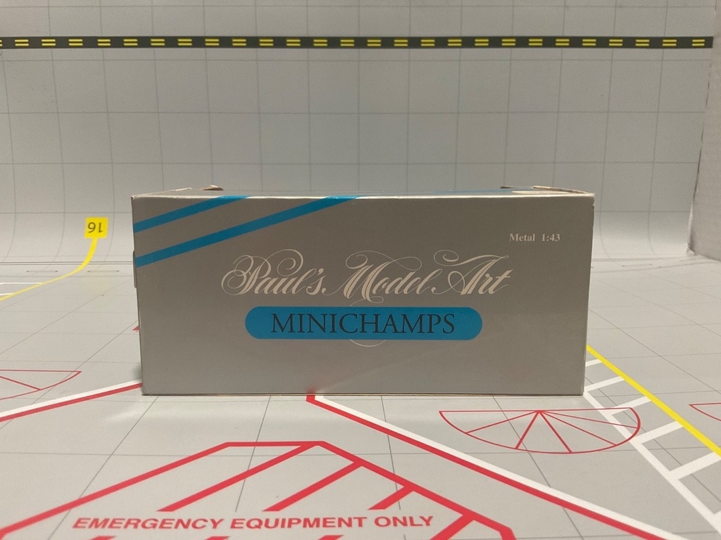 1:43 MINICHAMPS BUGATTI EB 110 SUPER SPORTS SILVER image