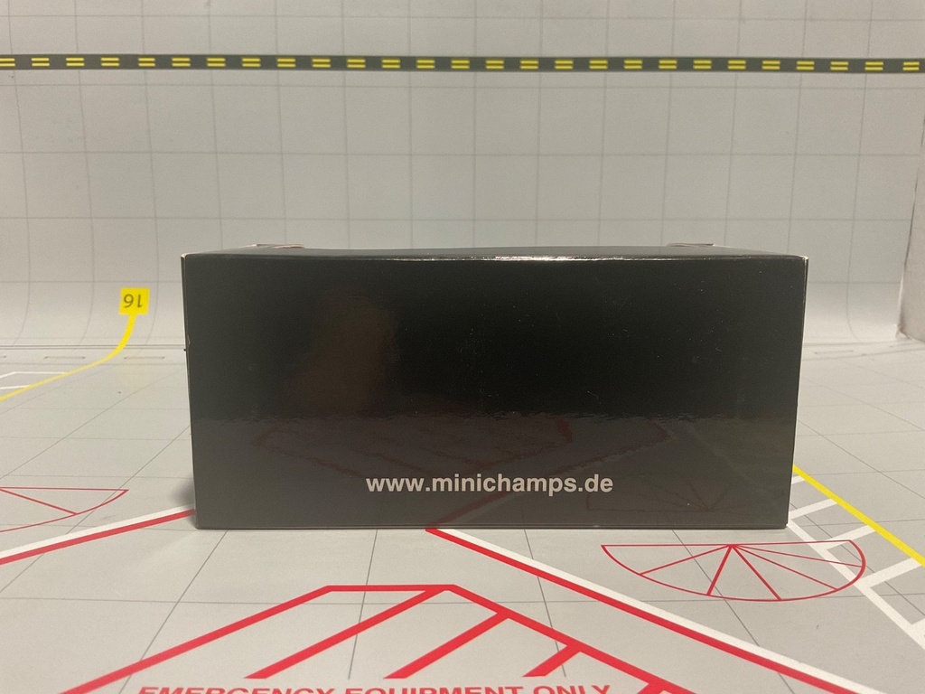 1:43 MINICHAMPS MERCURY MARAUDER 1969 RED image