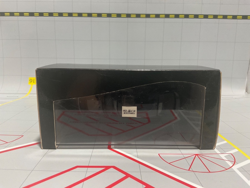 1:43 MINICHAMPS SAAB 900 SALOON 1995 BLACK image