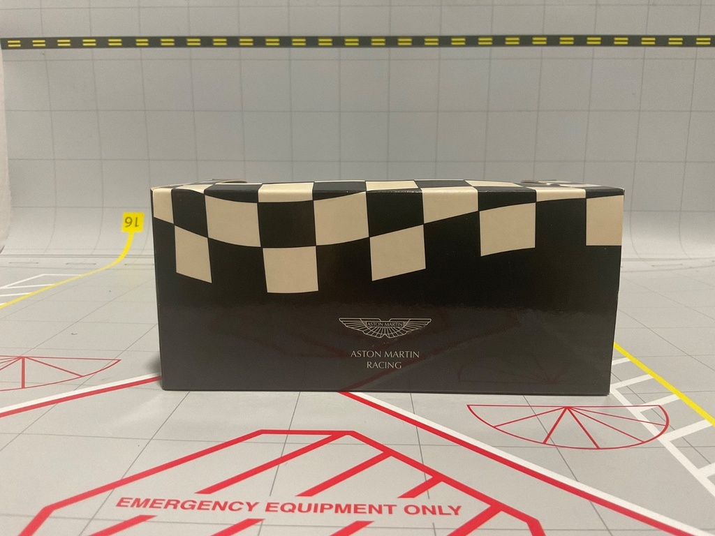 1:43 MINICHAMPS ASTON MARTIN DBRS9 “LAUNCH VERSION” 2006 BLUE image