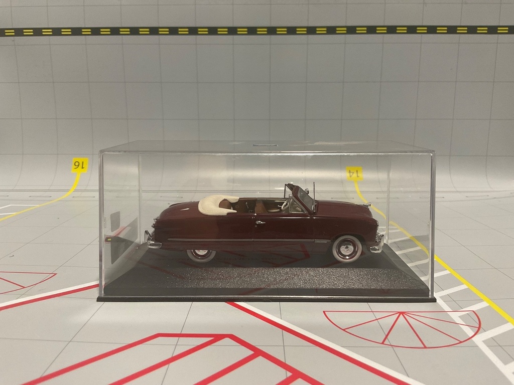 1:43 MINICHAMPS 1949 FORD CUSTOM BURGUNDY image