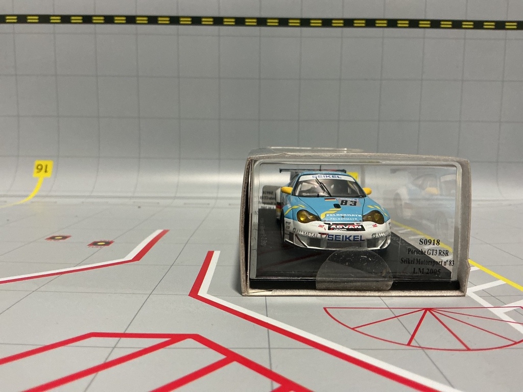 1:43 SPARK PORSCHE GT3 RSR SEIKEL MOTORSPORT N. 83 LM 2005 image