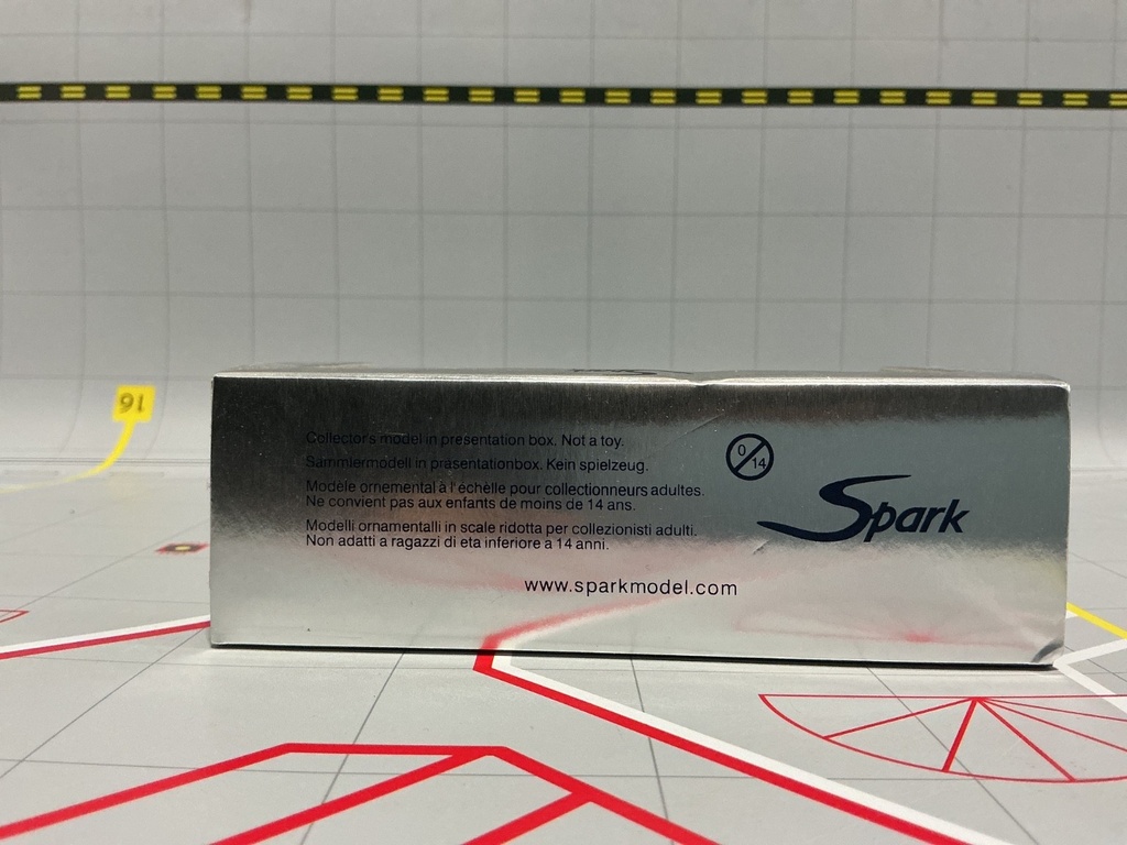 1:43 SPARK S0319 SPYKER C8 SPYDER N. 85 LM 2006 image