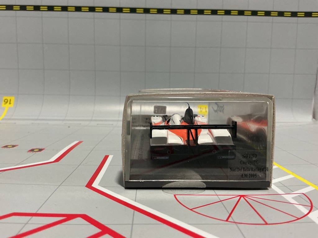 1:43 SPARK COURAGE CG NOEL DEL BELLO RACING N. 31 LM 2005 image