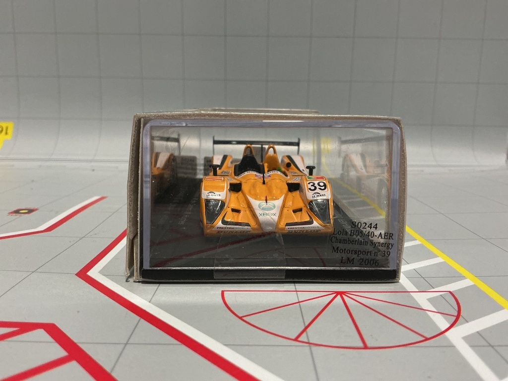 1:43 SPARK LOLA B05/40 AER CHAMBERLAIN SYNERGY MOTORSPORT N. 39 LM 2006 image