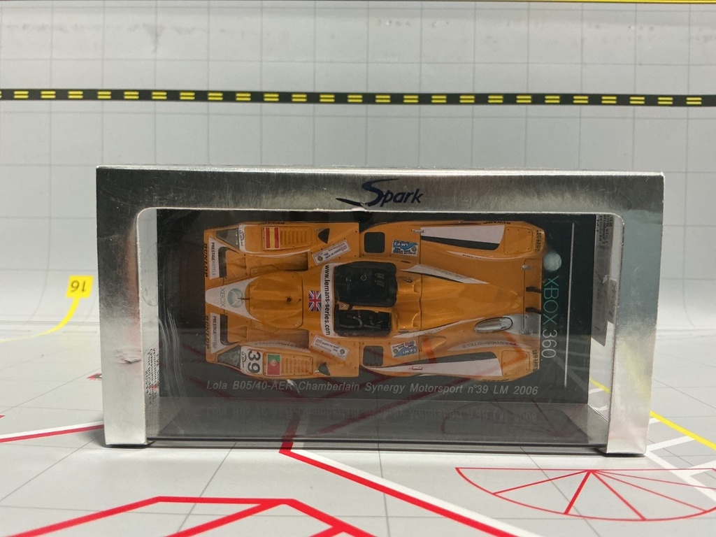 1:43 SPARK LOLA B05/40 AER CHAMBERLAIN SYNERGY MOTORSPORT N. 39 LM 2006 image
