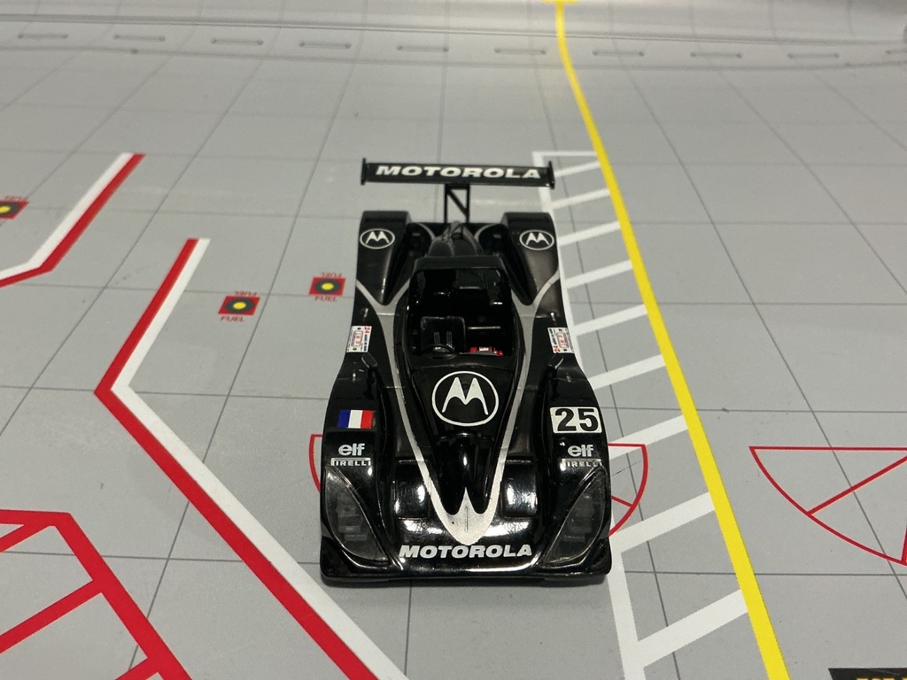 1:43 SPARK LOLA T98/10 MOTOROLA #25 LE MANS 1999 image