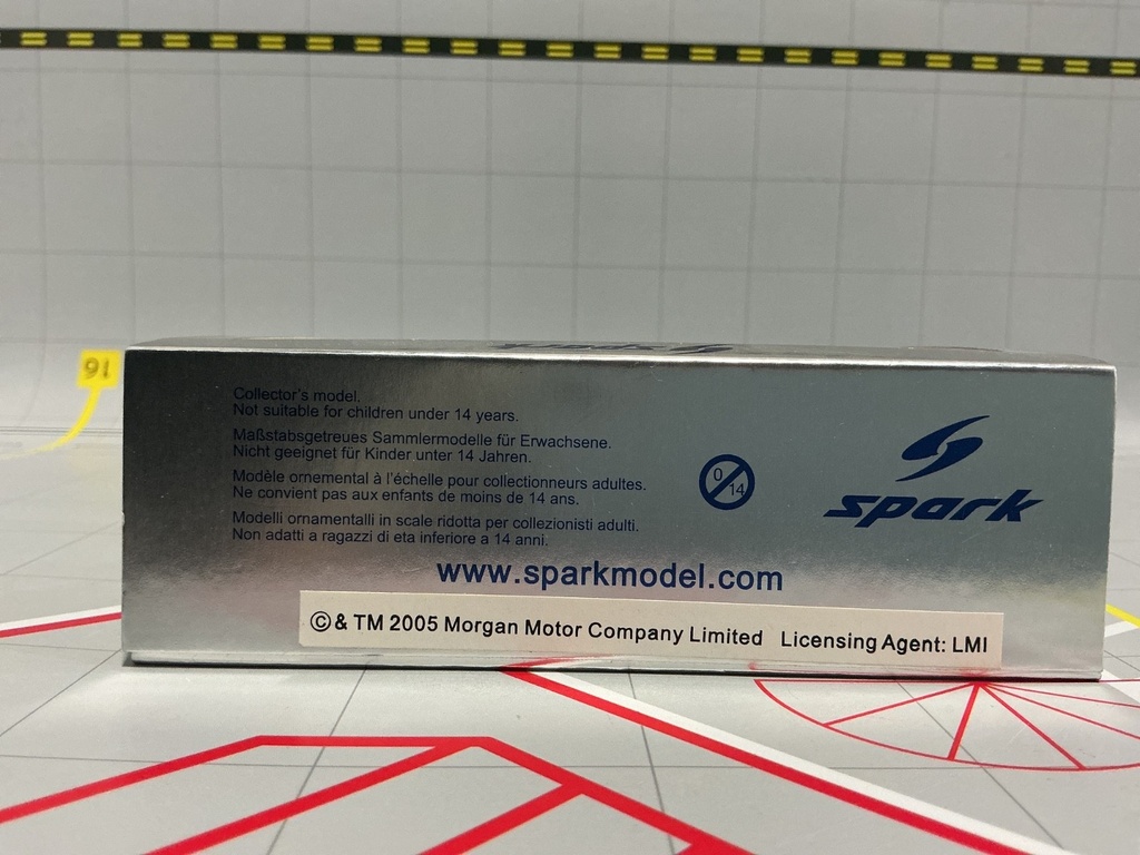 1:43 SPARK MORGAN AERO 8 SUPERSPORT 2010 image