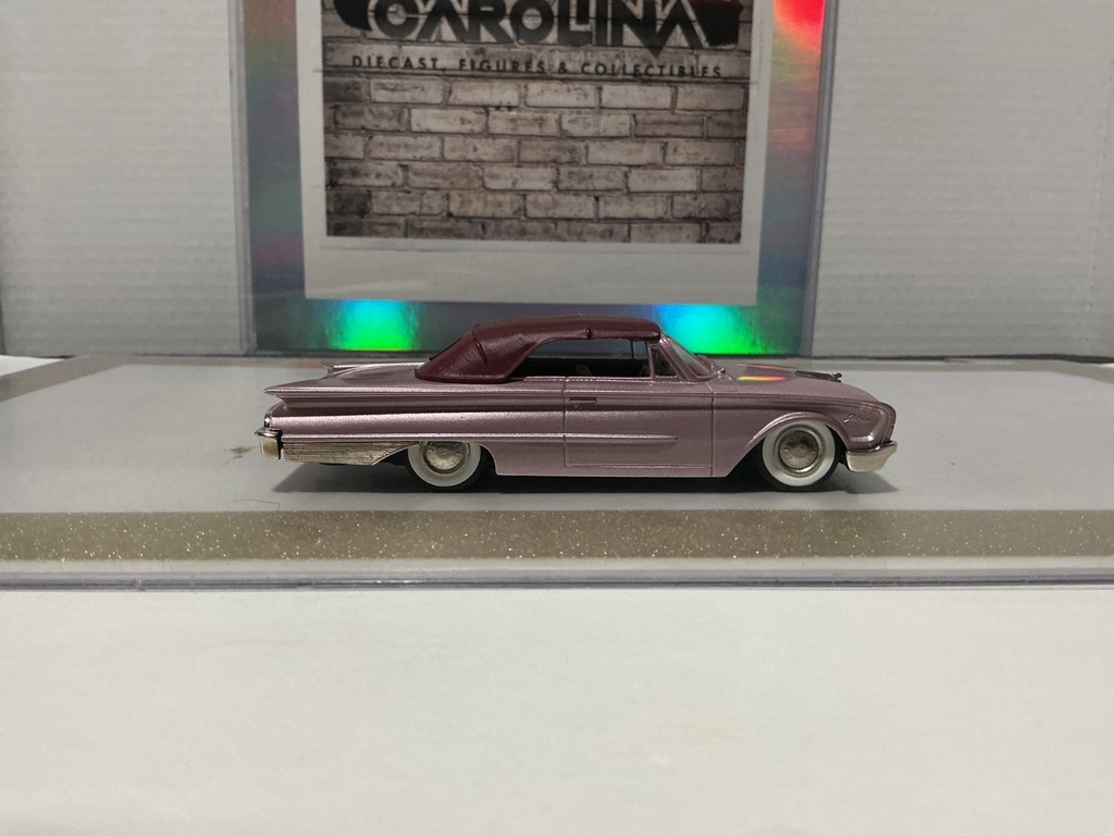 1/43 BROOKIN MODELS #37 1960 FORD SUNLINER PURPLE image