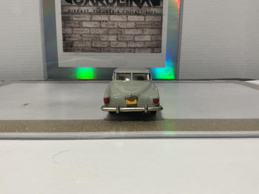 1/43 BROOKIN MODELS #17 1952 STUDEBAKER CHAMPION STARLIGHT COUPE - GREEN image
