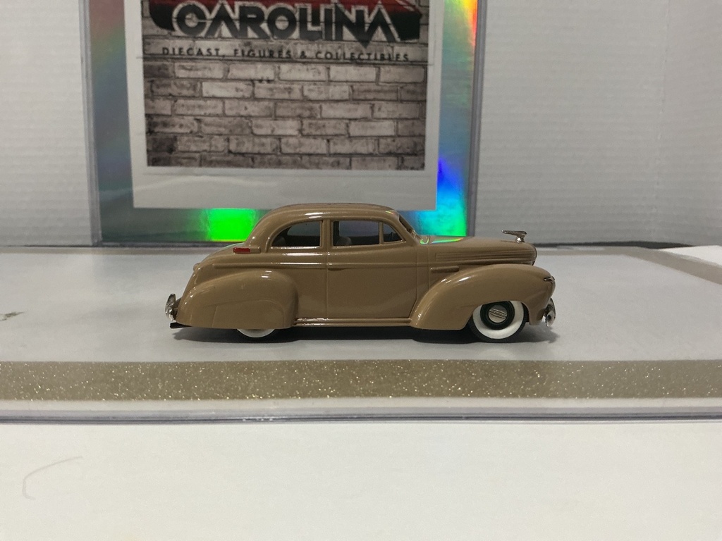 1/43 BROOKIN MODELS #38 1939 GRAHAM COMBO COUPE TAN image