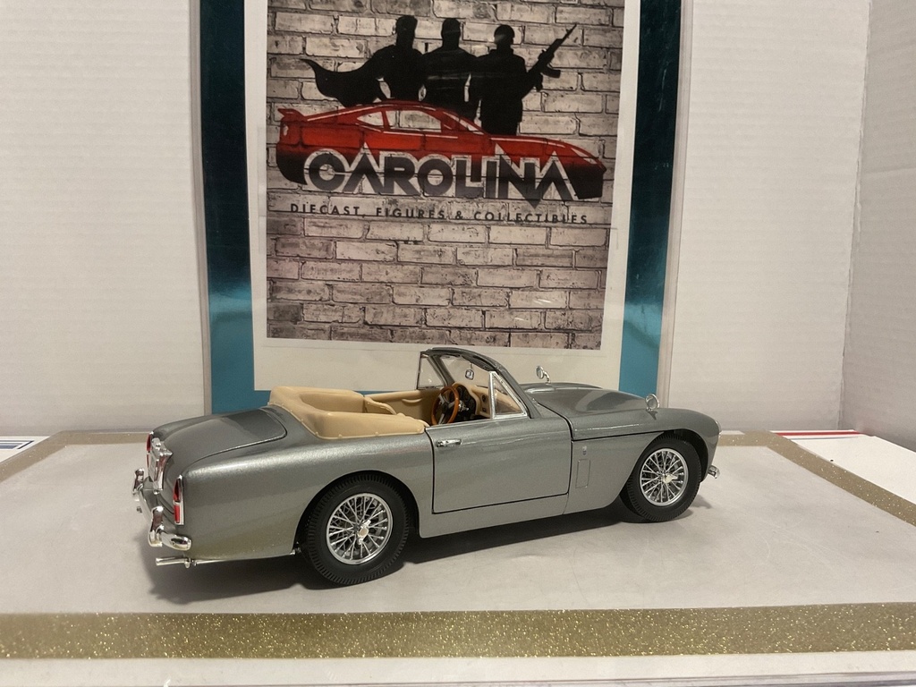 1/18: ROAD SIGNATURE 1958 ASTON MARTIN DB2/4 SILVER ON TAN image