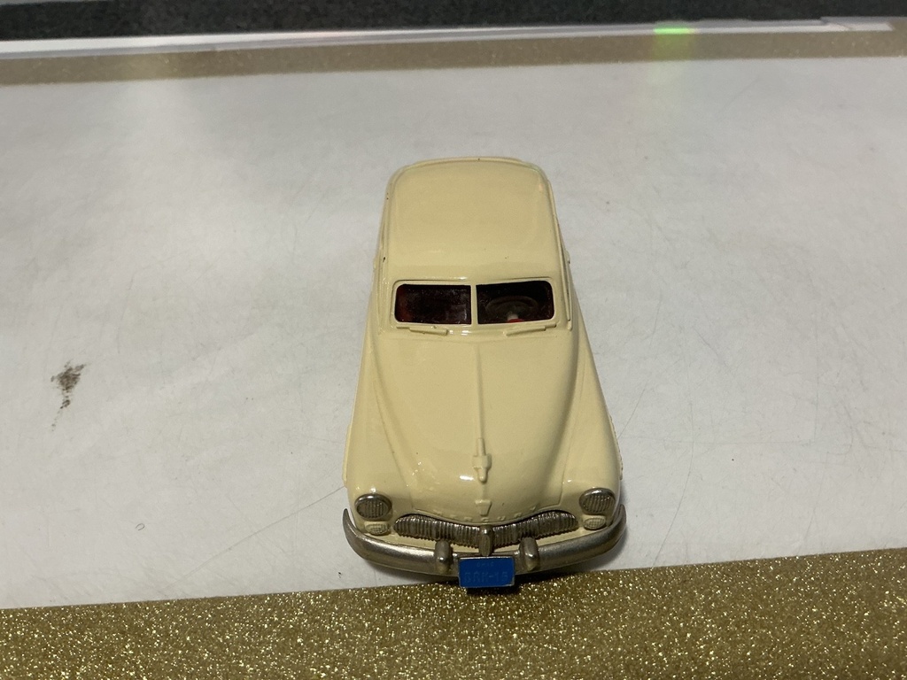1/43 BROOKIN MODELS #15 1949 MERCURY 2 DOOR COUPE CREAM ON RED image