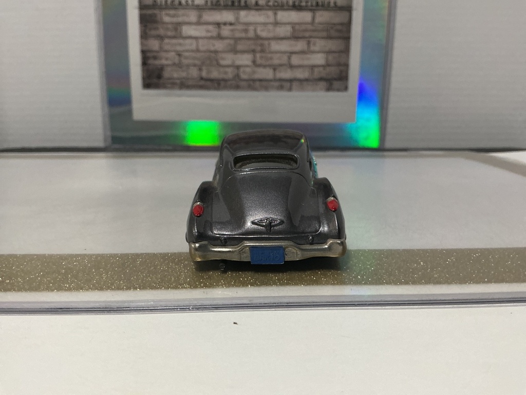 1/43 BROOKLIN MODELS BRK10 1949 BUICK ROADMASTER 76S GREY SEDANET image