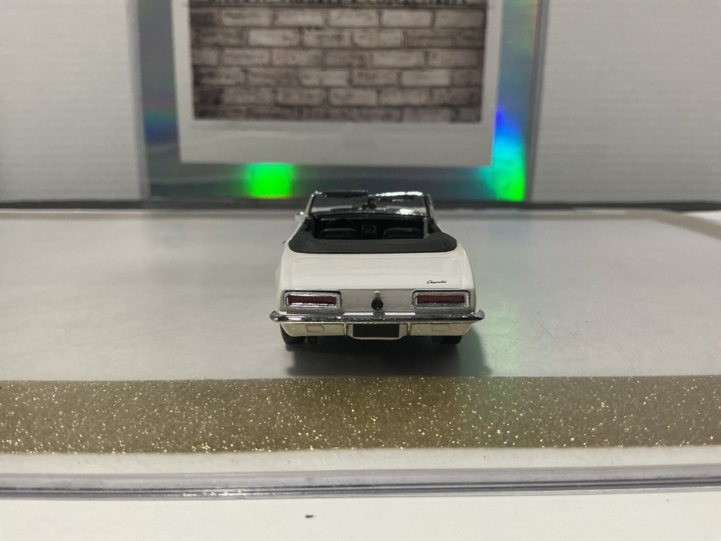 1/43 FRANKLIN MINT PRECISION ‘67 CHEVROLET CAMARO SS 350 WHITE *WINDSHIELD BROKE image