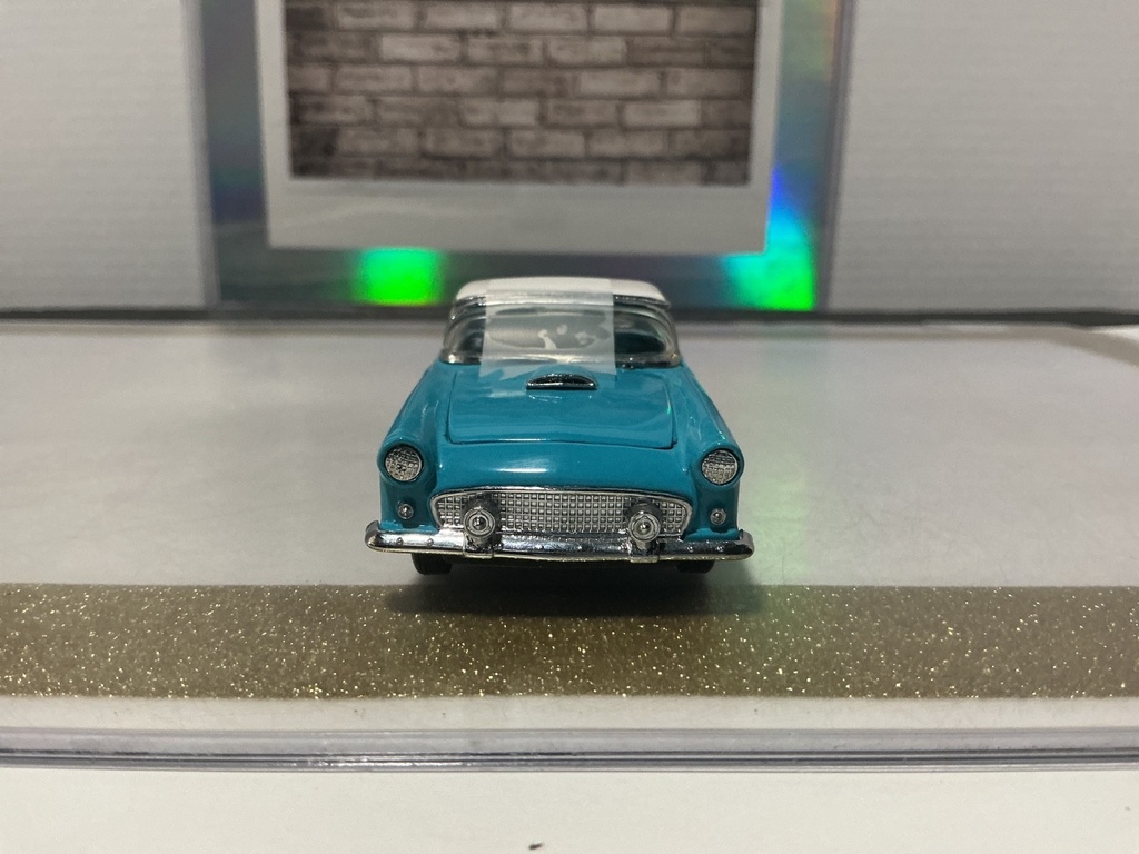 1/43 FRANKLIN MINT PRECISION 1956 FORD THUNDERBIRD BLUE/WHITE TOP *TOP COMES OFF image