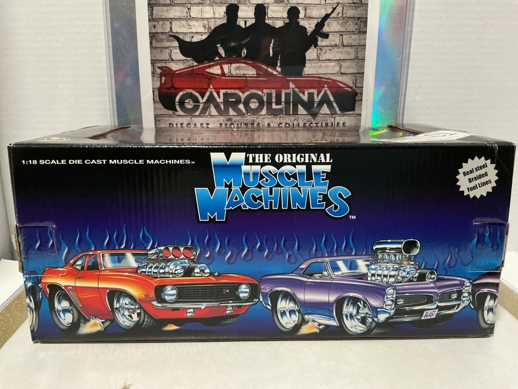 1/18: MUSCLE MACHINES ‘69 CAMARO image