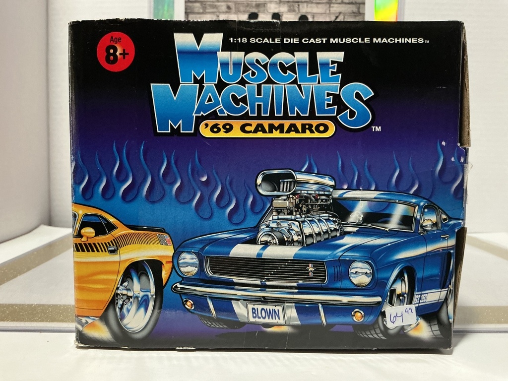 1/18: MUSCLE MACHINES ‘69 CAMARO image
