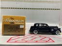 1:43 BROOKLIN MODELS 1936 PIERCE ARROW 1601 SEDAN DARK BLUE *MISSING TAILLIGHT image