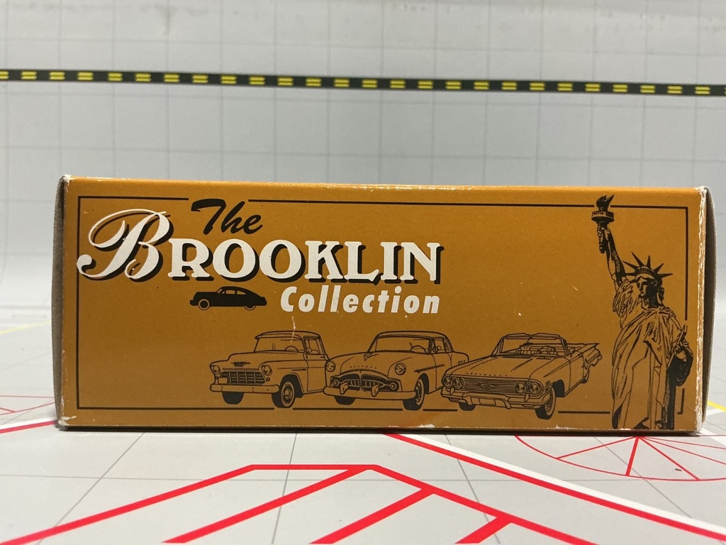 1:43 BROOKLIN MODELS LINCOLN COSMOPOLITAN CONVERTIBLE image