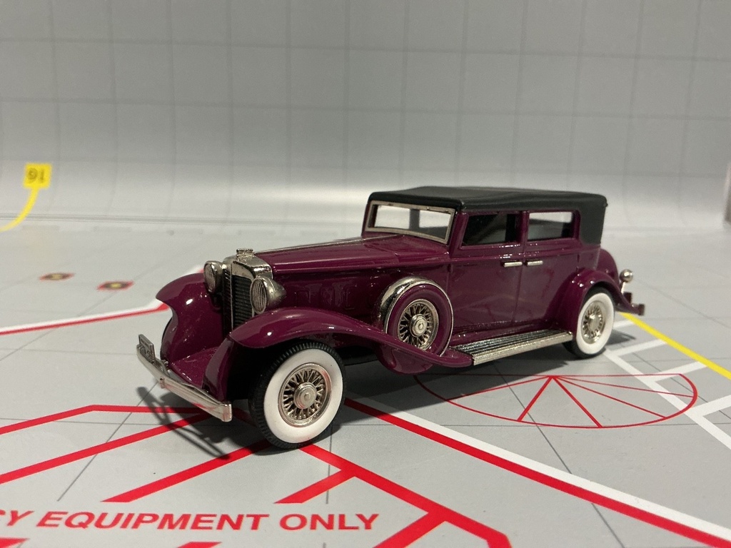 1:43 BROOKLIN MODELS 1931 MARMON SIXTEEN 4 DOOR CONVERTIBLE SEDAN TOP UP image