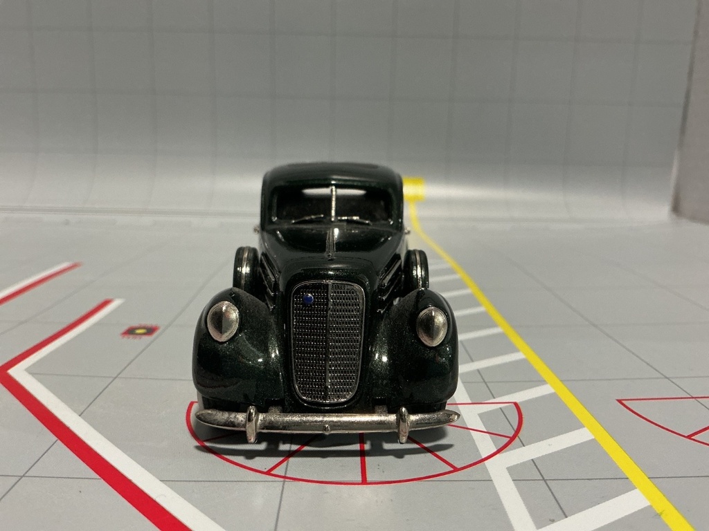 1:43 BROOKLIN MODELS BRK 141 1937 LINCOLN K 7 PASSENGER SEDAN EVERGREEN POLY image