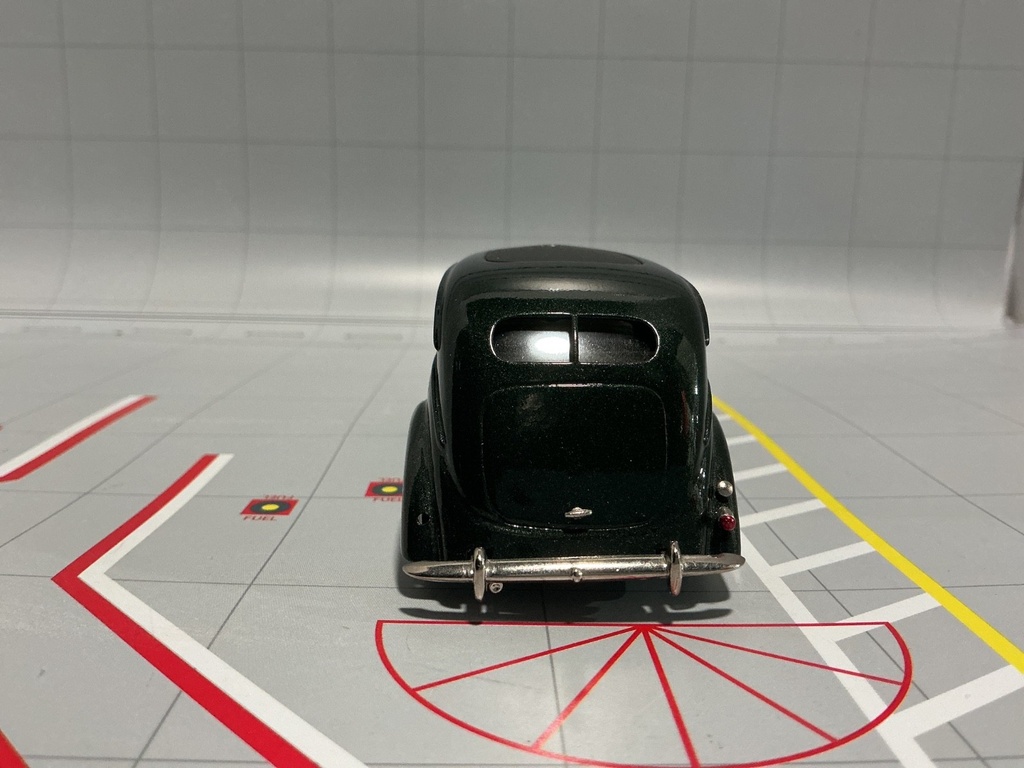 1:43 BROOKLIN MODELS BRK 141 1937 LINCOLN K 7 PASSENGER SEDAN EVERGREEN POLY image