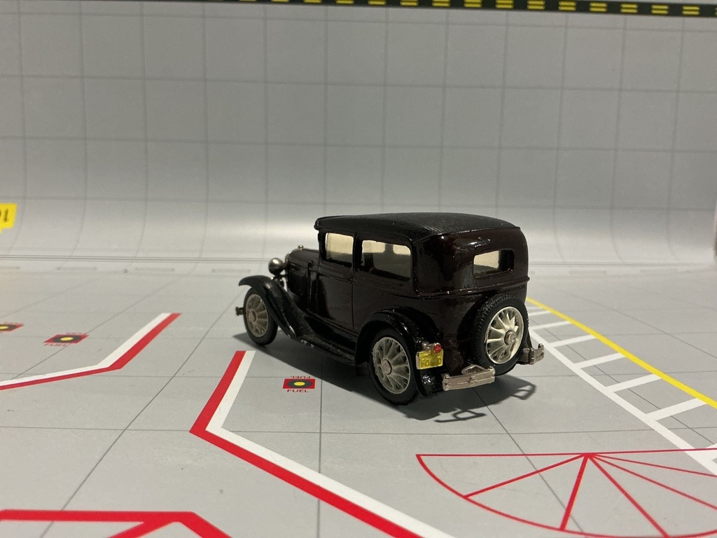 1:43 BROOKLIN MODELS 1930 SEDAN MODEL A #5 image