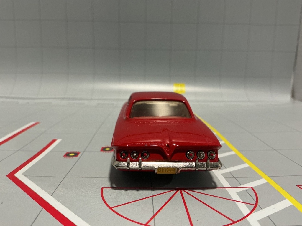 1:43 BROOKLIN MODELS  BRK 44 1961 CHEVROLET IMPALA  SPORT COUPE image