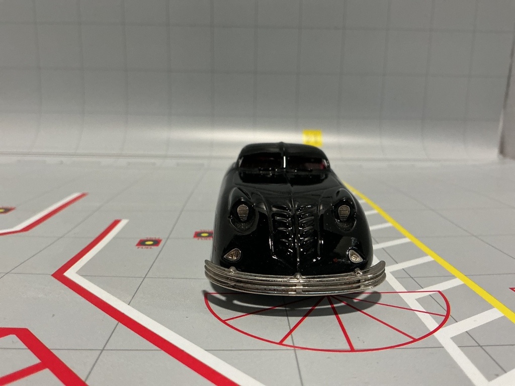 1:43 BROOKLIN MODELS  BRK 33 1938 PHANTOM CORSAIR COUPE image