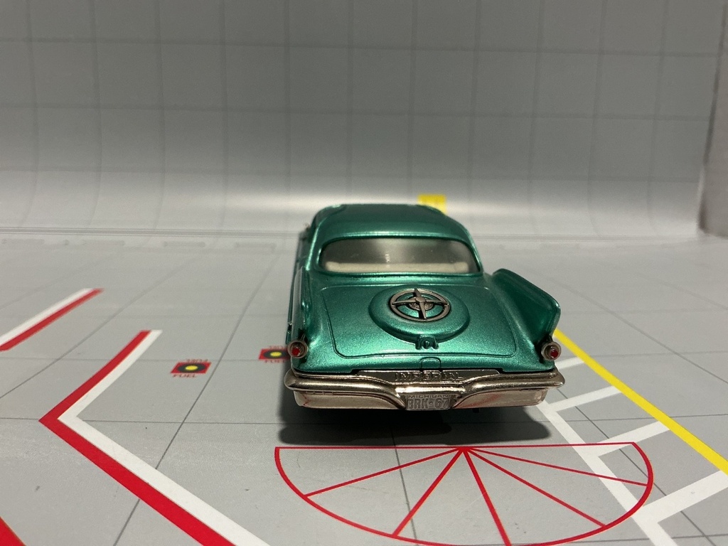 1:43 BROOKLIN MODELS 1961 IMPERIAL SOUTHAMPTON CUSTOMS COUPE image