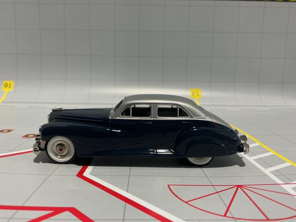 1:43 BROOKLIN MODELS BRK 18A 1947 PACKARD CLIPPER image