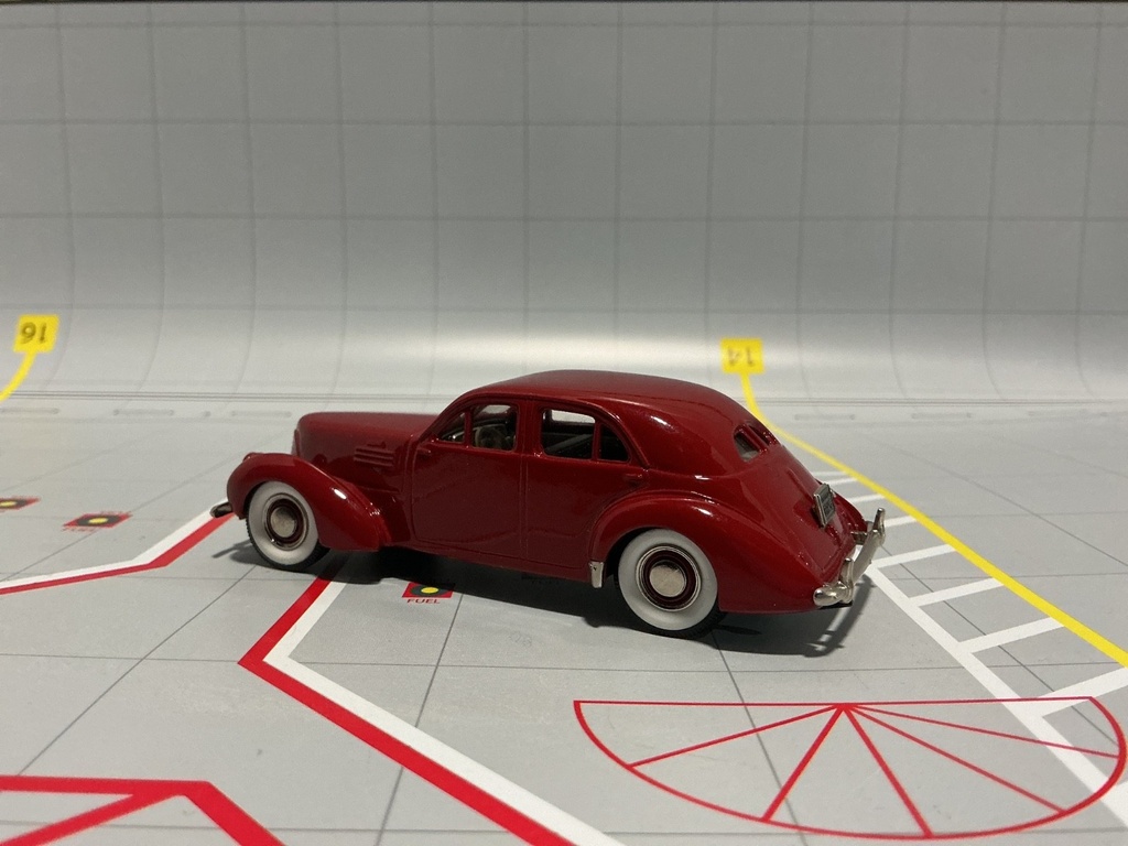 1:43 BROOKLIN MODELS BRK 52 1941 HUPMOBILE MODEL 115R SKYLARK CUSTOM image