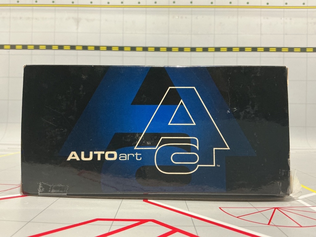 1:43 AUTO ART 51511 CHRYSLER CRUISER (RED) image