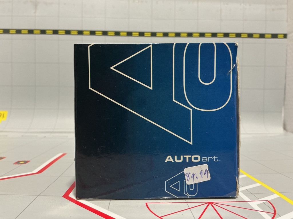 1:43 AUTO ART 55303 LOTUS ESPRIT TURBO YELLOW image