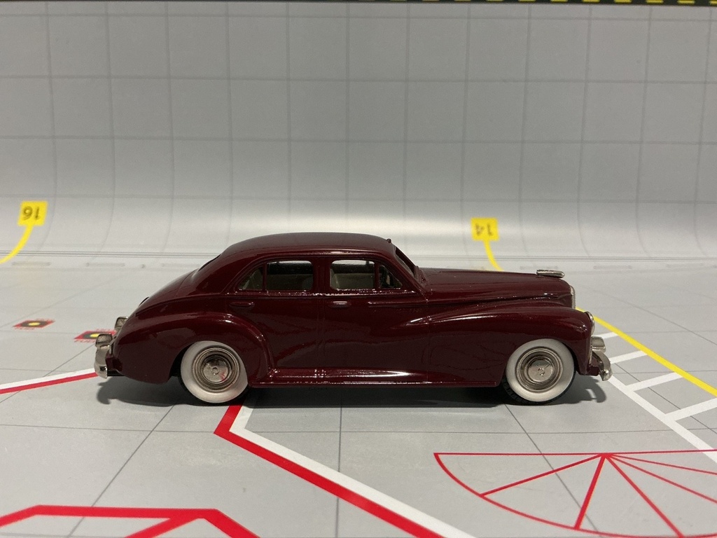 1:43 BROOKLIN MODELS - BRK 18 1941 PACKARD CLIPPER image
