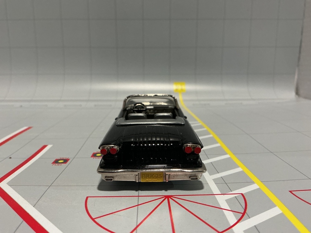 1:43 BROOKLIN MODELS - BRK 25 1958 PONTIAC BONNEVILLE CONVERTIBLE image