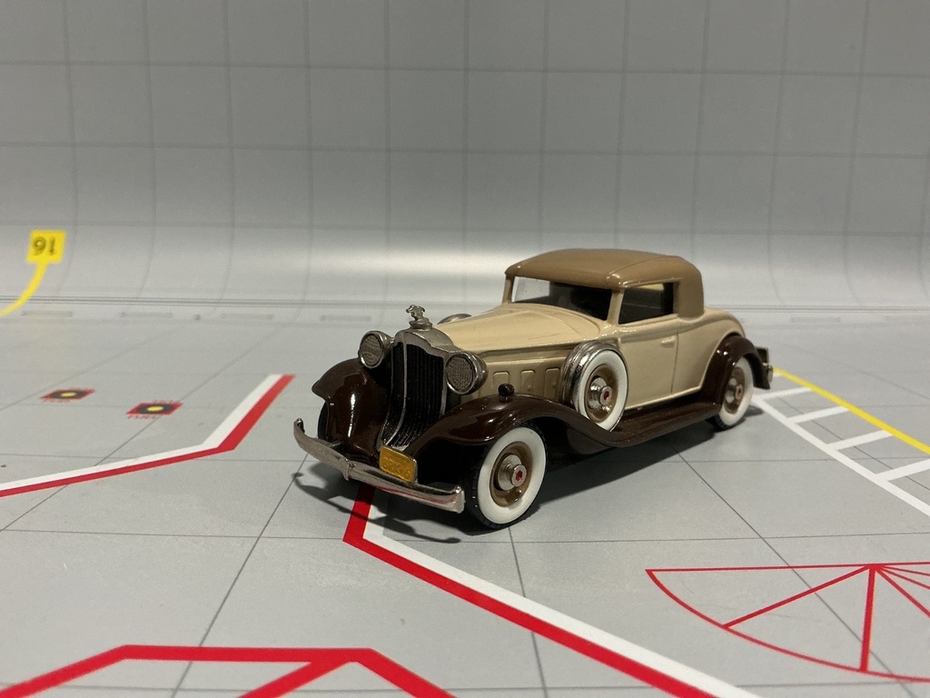 1:43 BROOKLIN MODELS - NO. 3 1930 FORD MODEL A VICTORIA image