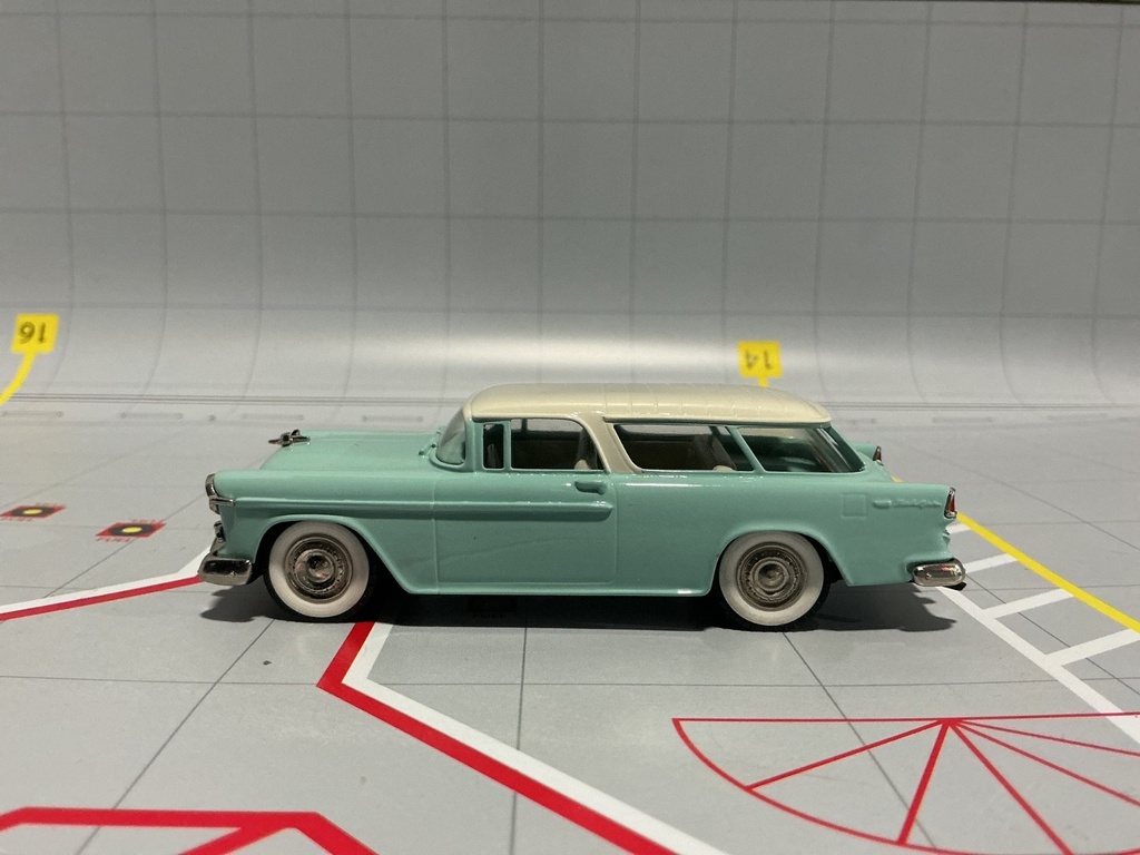 1:43 BROOKLIN MODELS - BRK 26 1955 CHEVROLET NOMAD image