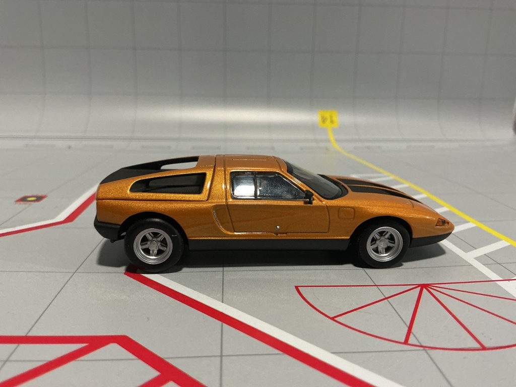 1:43 MINICHAMPS / PAULS MODEL ART  MERCEDES C111 ORANGE ON BLACK image