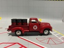 1:43 ROADCHAMPS 1953 CHEVROLET C3100 RED TEXACO TRUCK image