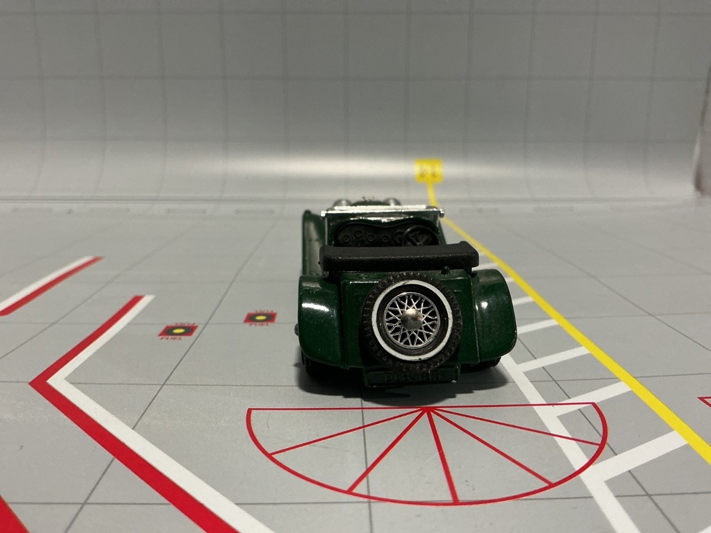 1:43 MATCHBOX MODELS OF YESTERYEAR Y1 JAGUAR SS 100 GREEN image
