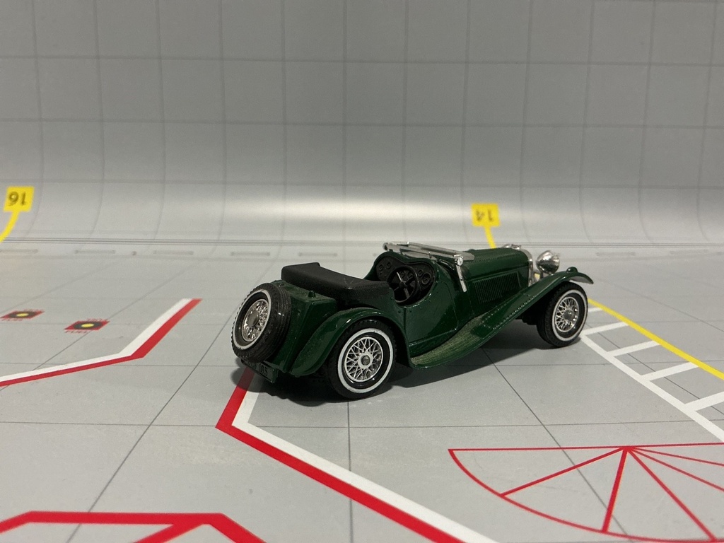 1:43 MATCHBOX MODELS OF YESTERYEAR Y1 JAGUAR SS 100 GREEN image
