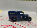 1:43 HOBBYCAR 1932 FORD PARTS TRUCK PARTS DELIVERY image