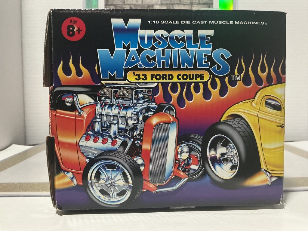 1/18: MUSCLE MACHINES ORANGE ‘33 FORD COUPE image