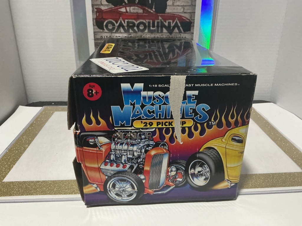 1/18: MUSCLE MACHINES BLACK ‘29 PICKUP image