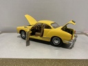 1/18: ROAD LEGENDS 1966 VOLKS WAGON KERMANN TELLOW ON TAN *MINOR PAINT RASH* image