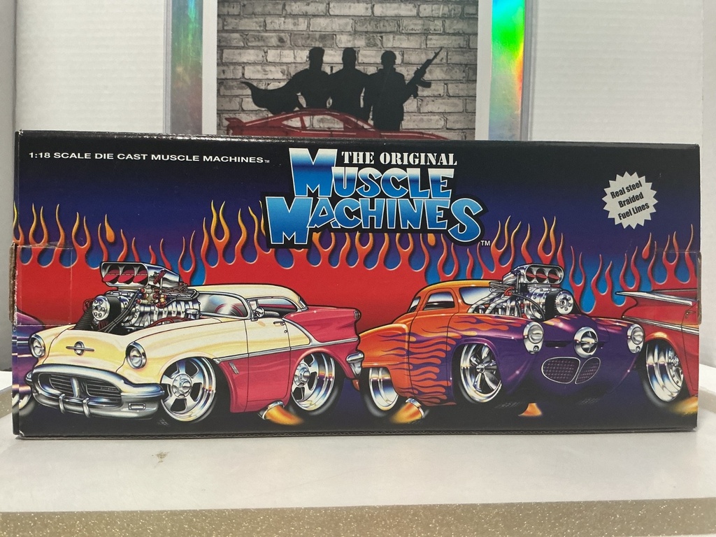 1/18: MUSCLE MACHINES RED ‘67 NOVA image