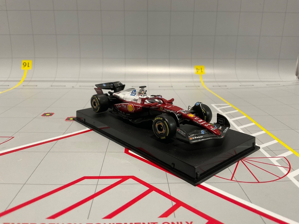 1/43 BURAGO Formula 1 Ferrari SF-25 #16 C. Leclerc Red on Gold - eBay Photo 4